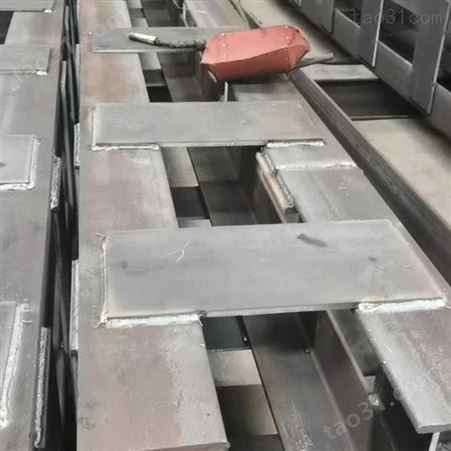 广西钢结构材料 焊接加工立柱桩 巨茂钢铁 公路钢结构加工定做