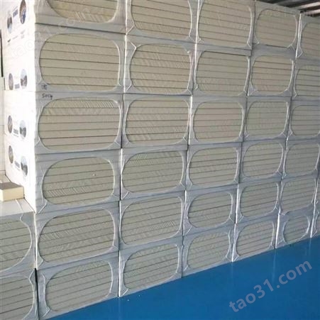 标准B1级夹心聚氨酯硬泡保温板外墙聚氨酯隔热板屋顶内墙防火板