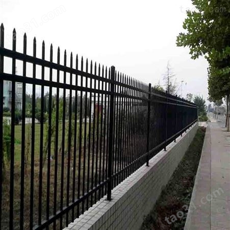 铸造铁艺护栏 防腐铸铁防护栏 院墙铁艺栏杆