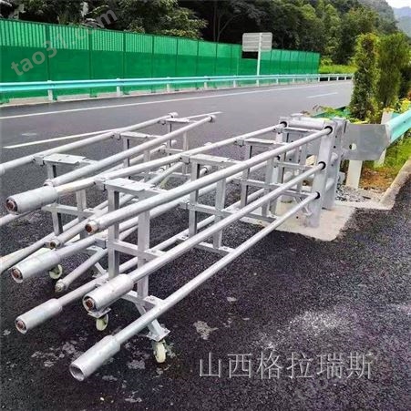 高速公路中间分割开口护栏Am级组合型防撞护栏生产厂家