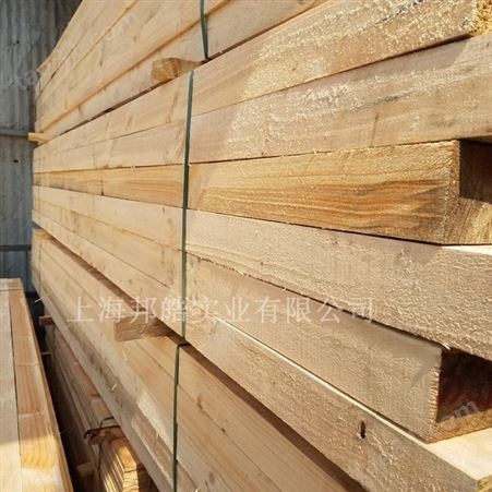 新西兰辐射松 家具板材实木打包木条 建筑用木方