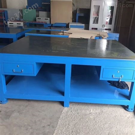 珠海A3钢板工作台  不锈钢台面工作台  飞模钢板桌子带柜子